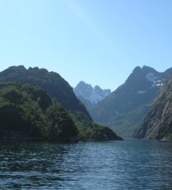 De Trollfjord Noorwegen fjorden Lofoten Vesteralen zeilen vakantie wandelen