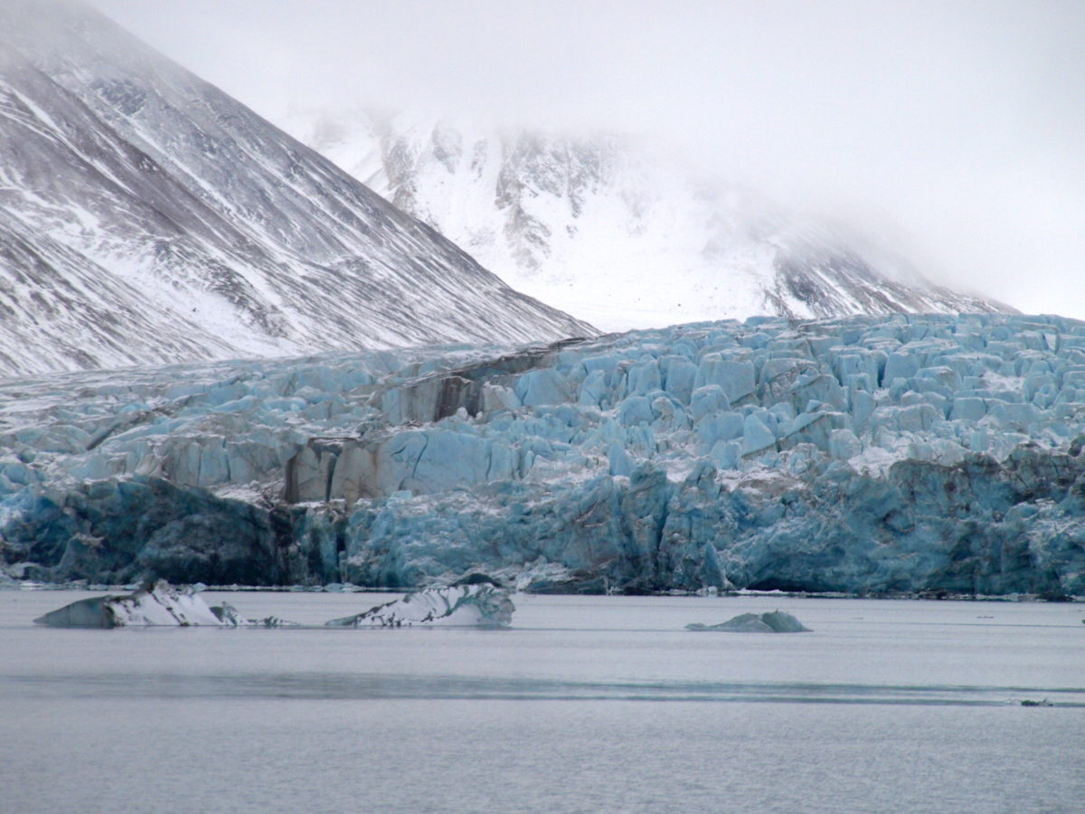 Spitsbergen Svalbard gletsjer Recherchefjord zeilen zeilexpedite sailing cruise SeaWind Adventures